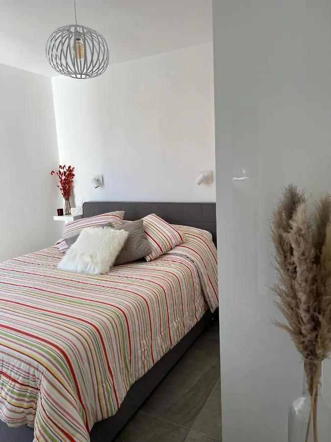 Penthouse Oceanview Apartment Trogir