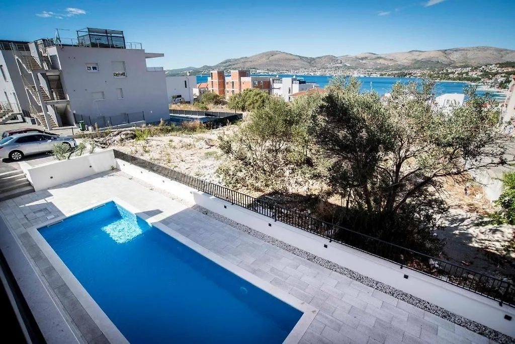 Penthouse Oceanview Daire Trogir